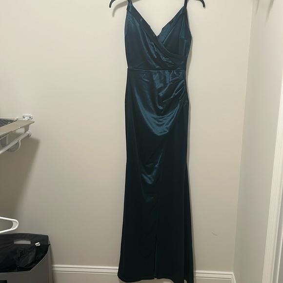 size medium windsor blue prom dress! - Picture 2 of 4
